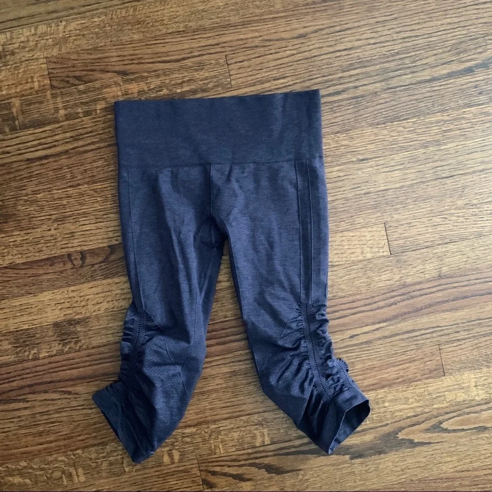 lululemon athletica excellent dark